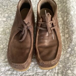 Clark wallabees